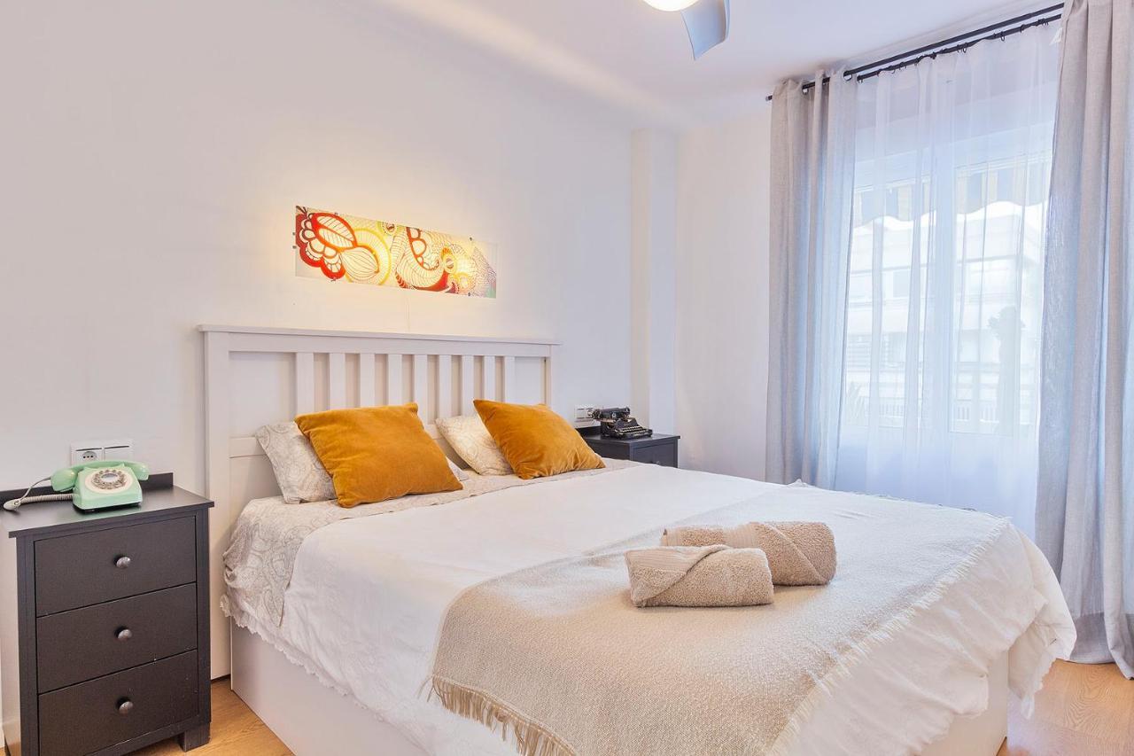 Precioso Apartamento A 5 Minutos Andando De La Playa マラガ エクステリア 写真